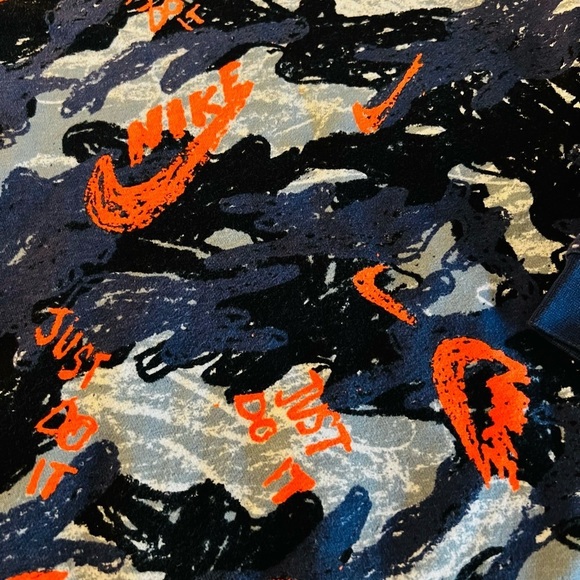Nike Boys Size XL Blue Abstract Graphic Hoodie with Orange Accents - Picture 6 of 9